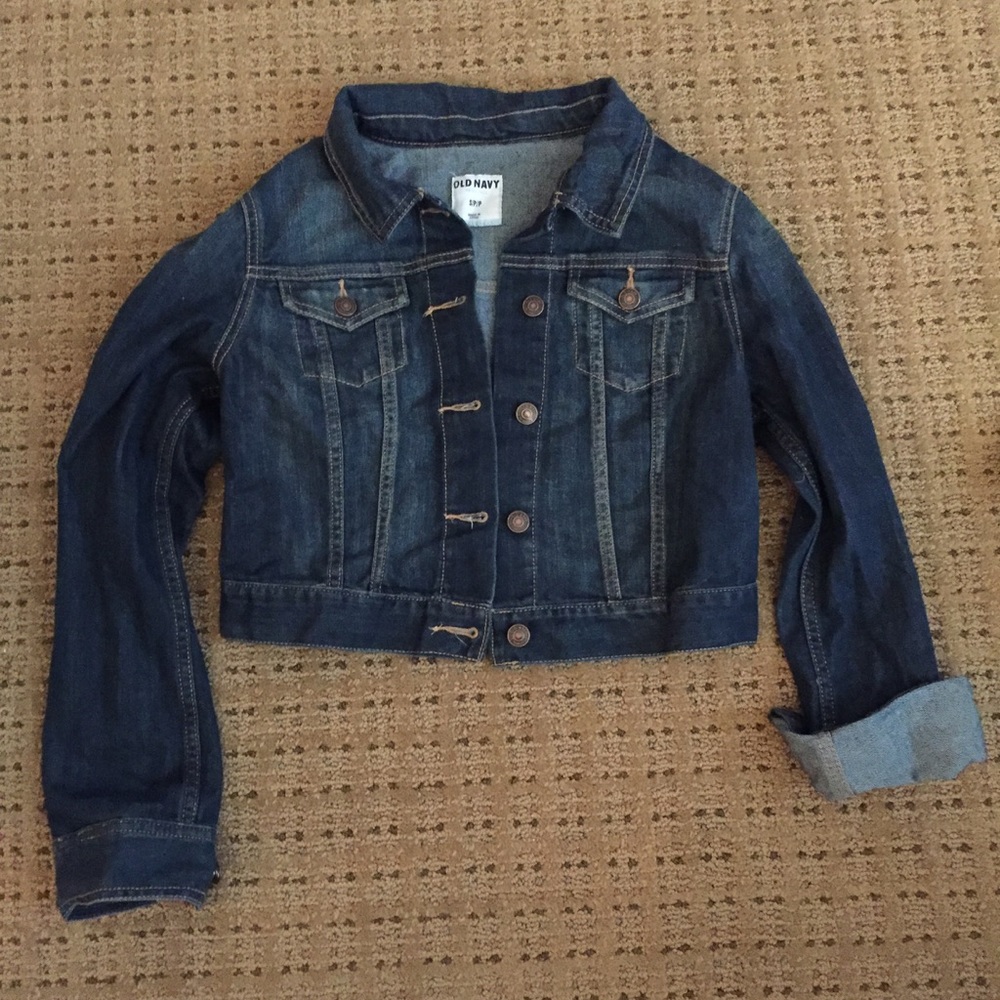 Cropped denim jacket